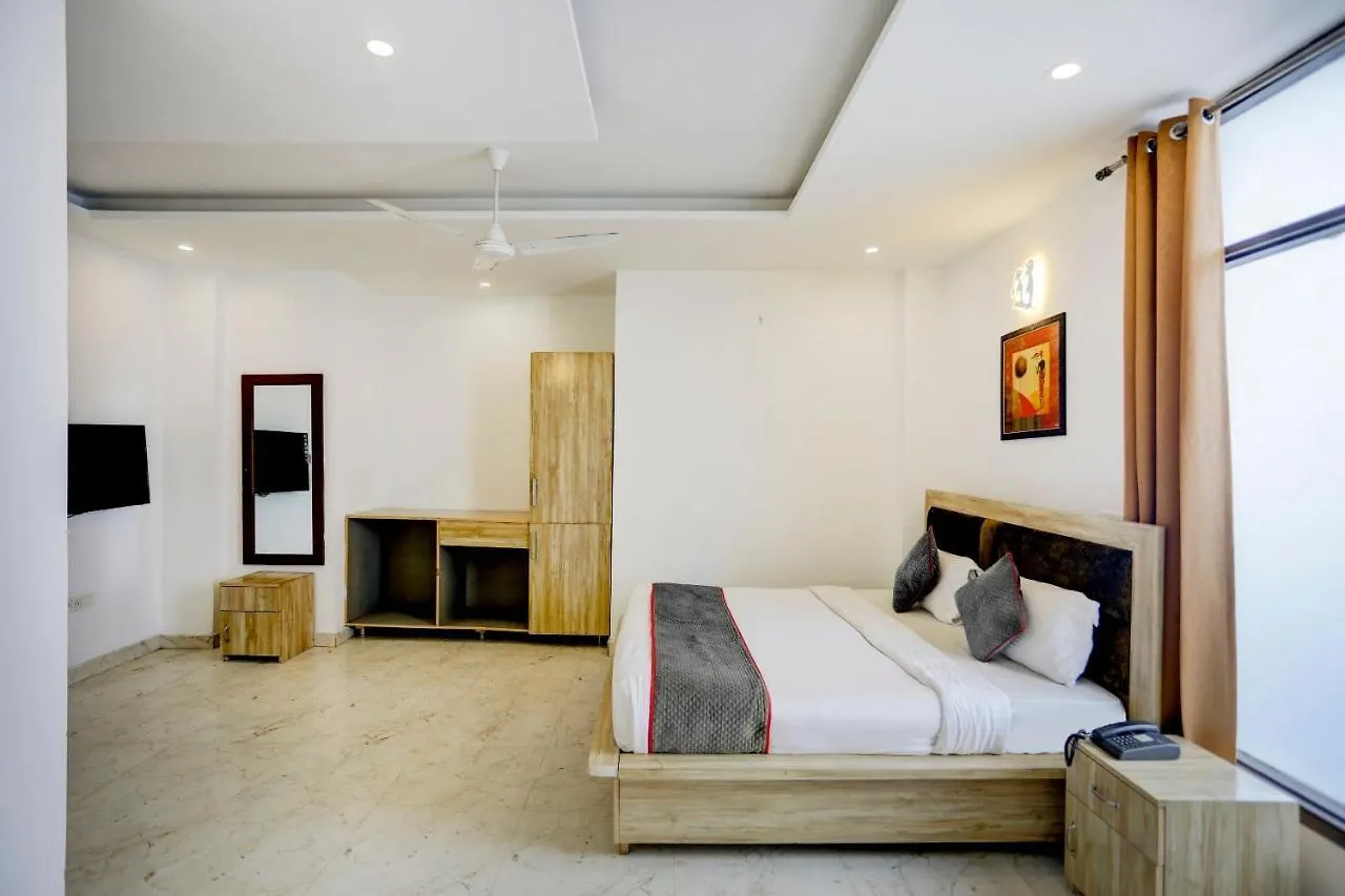 Townhouse Rivasa Regency Hotel Delhi