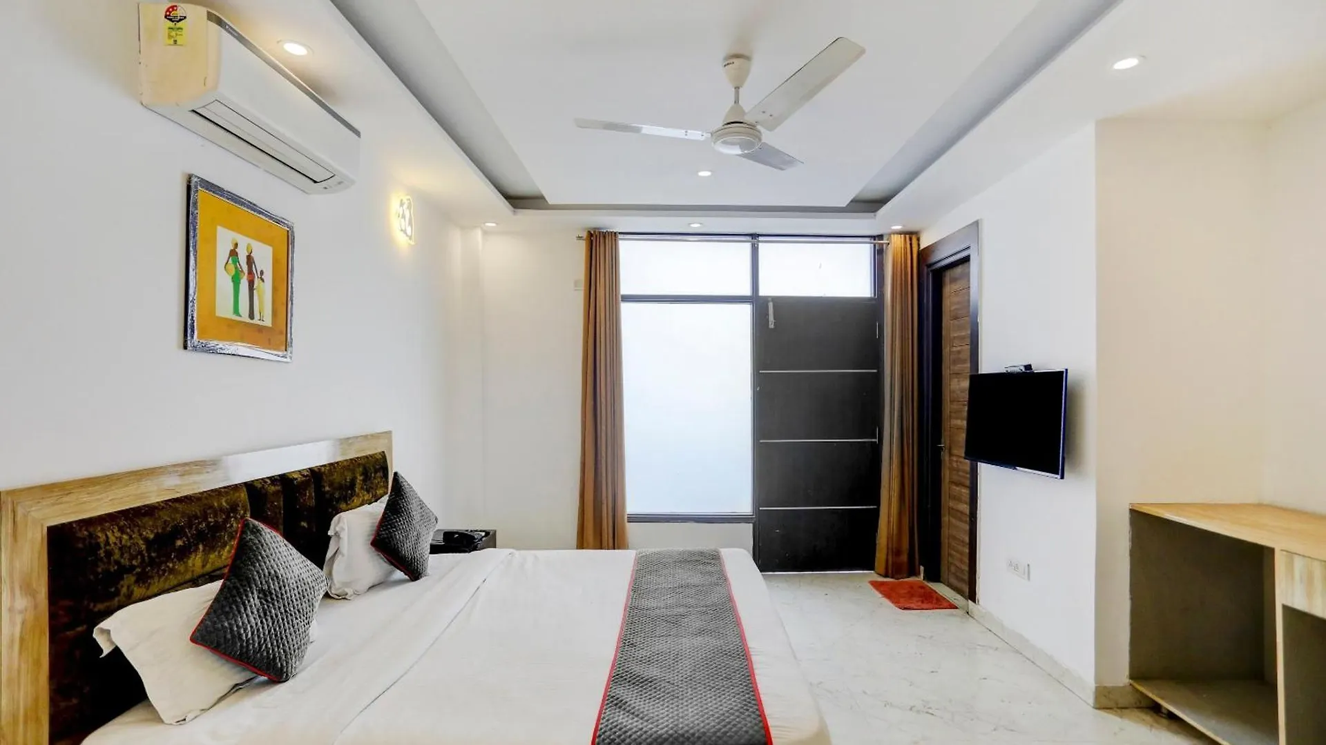 Townhouse Rivasa Regency Hotel Delhi